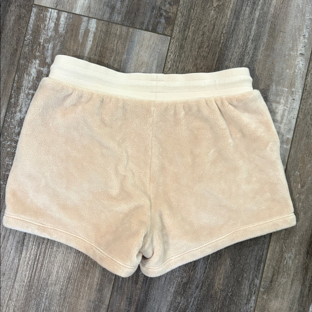 Athleta Girl Feelin’ Great Chantilly Cream Fleece Shorts size 12 - Picture 4 of 6